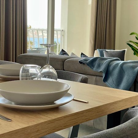 Bugibba Square Seafront Lux Apartments By Holi St. Paul's Bay Exteriör bild