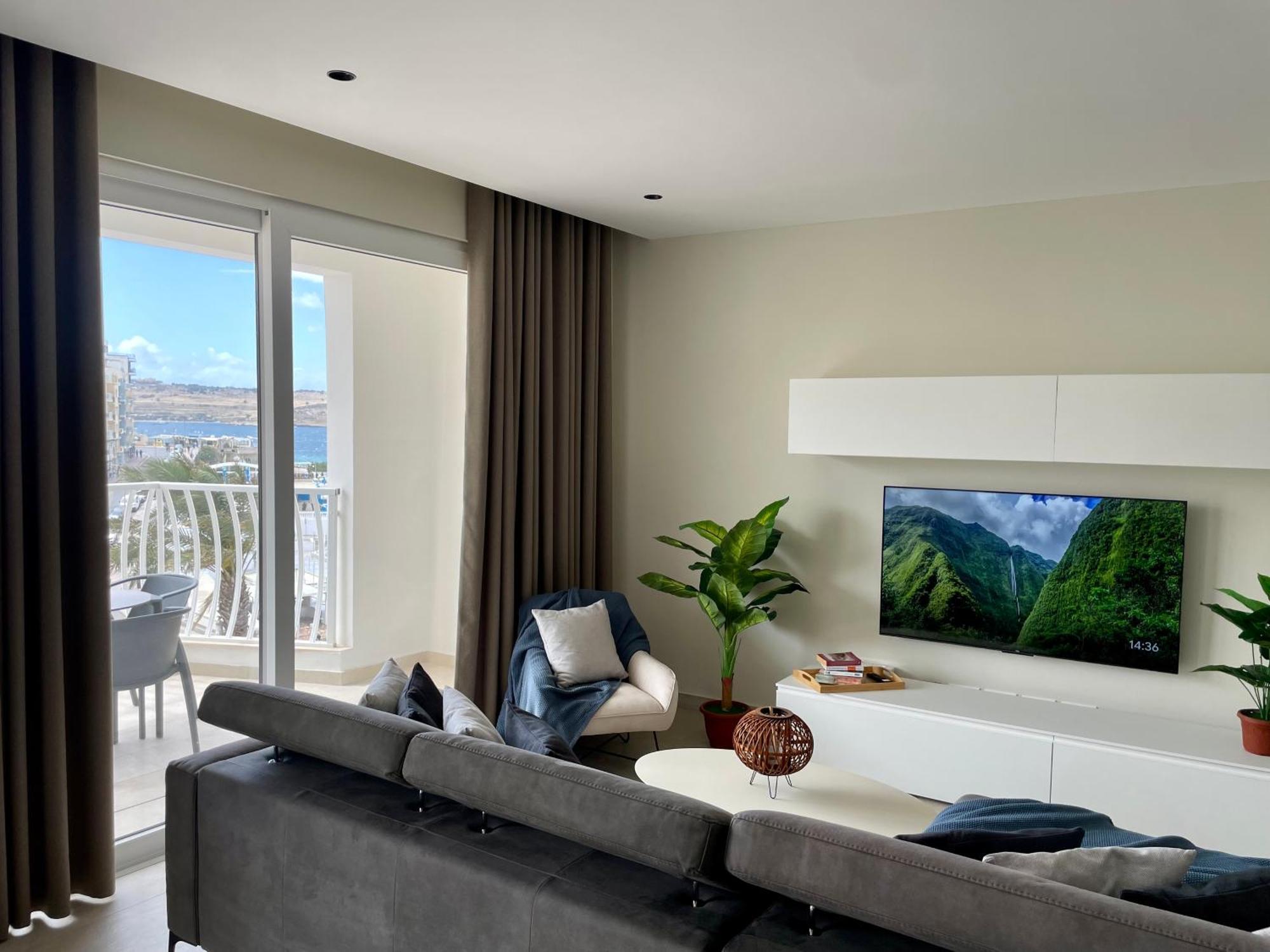 Bugibba Square Seafront Lux Apartments By Holi St. Paul's Bay Exteriör bild