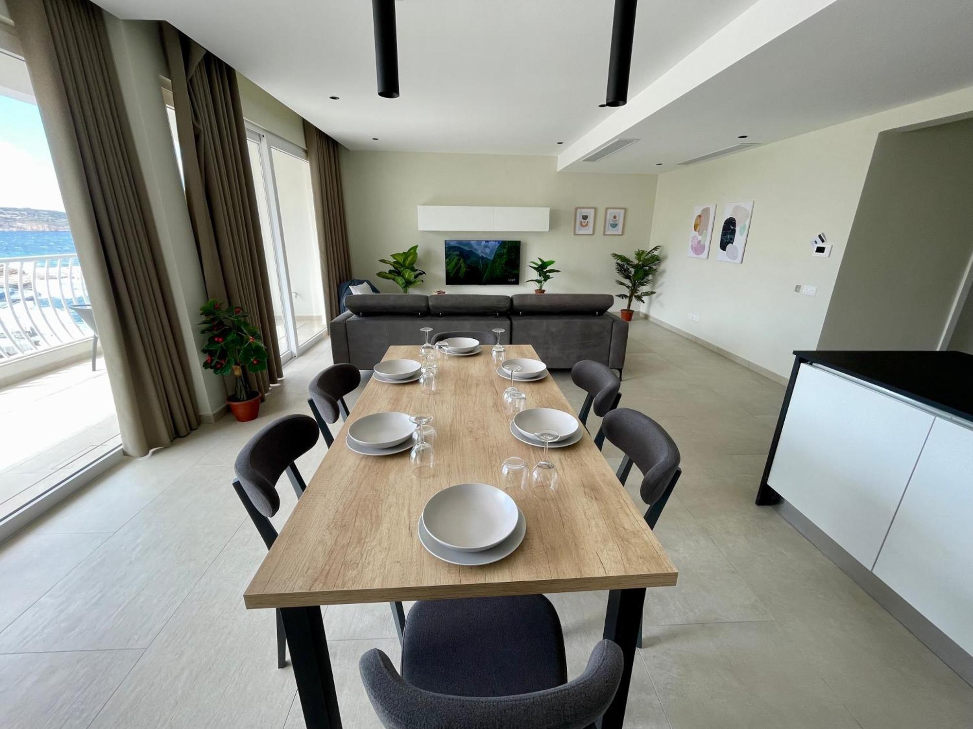 Bugibba Square Seafront Lux Apartments By Holi St. Paul's Bay Exteriör bild