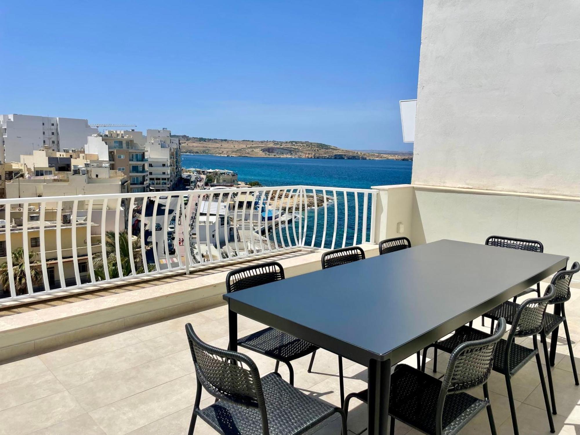 Bugibba Square Seafront Lux Apartments By Holi St. Paul's Bay Exteriör bild
