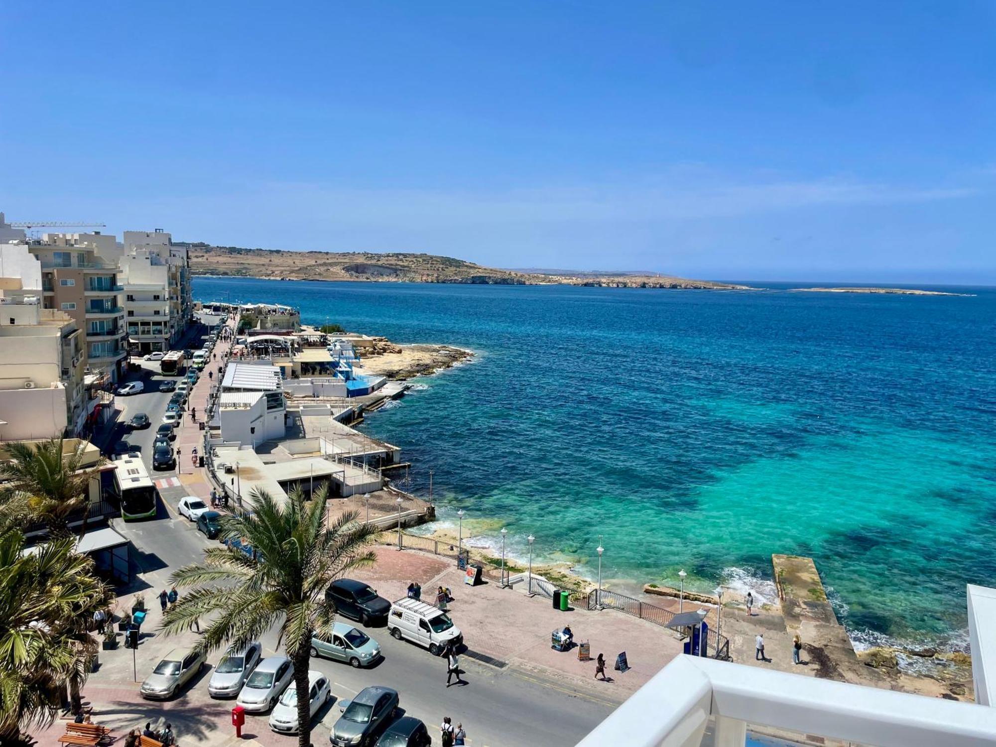 Bugibba Square Seafront Lux Apartments By Holi St. Paul's Bay Exteriör bild