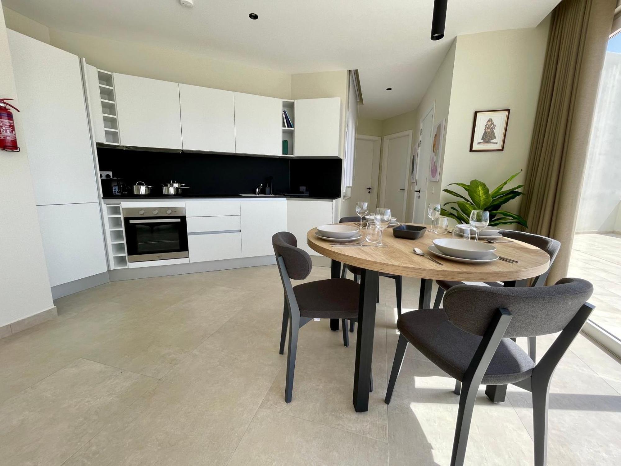 Bugibba Square Seafront Lux Apartments By Holi St. Paul's Bay Exteriör bild